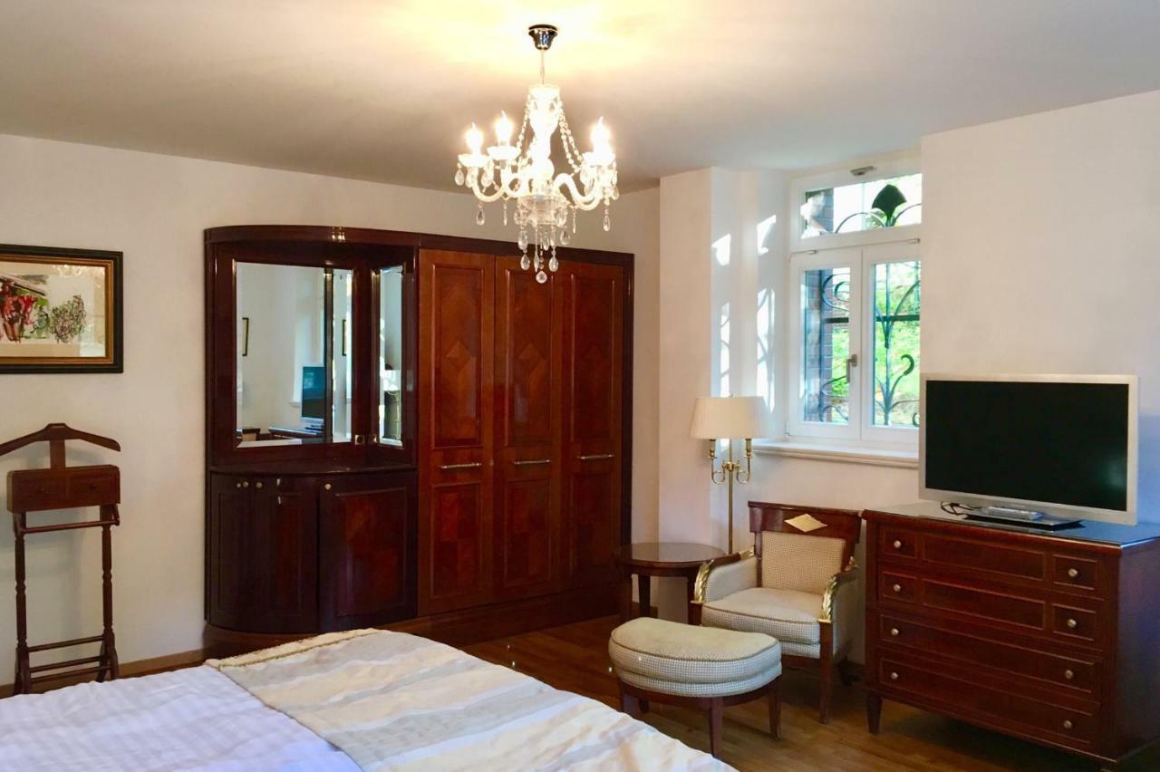 Appartment Villa Am Bretschneiderpark Лайпциг Екстериор снимка