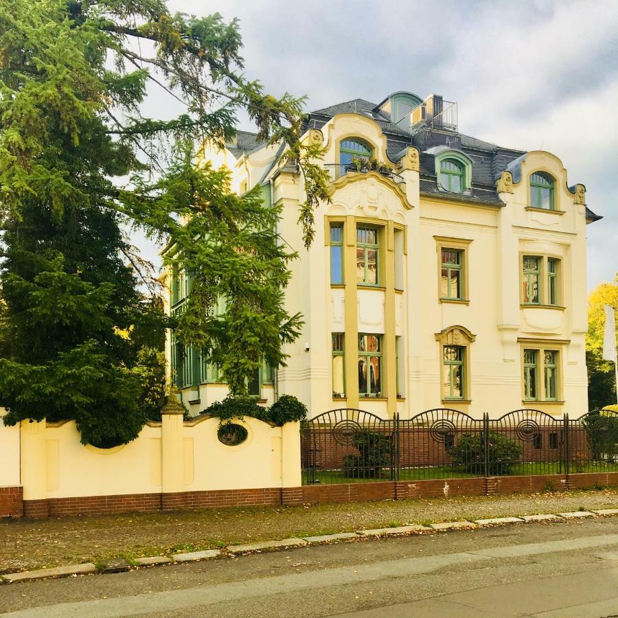 Appartment Villa Am Bretschneiderpark Лайпциг Екстериор снимка