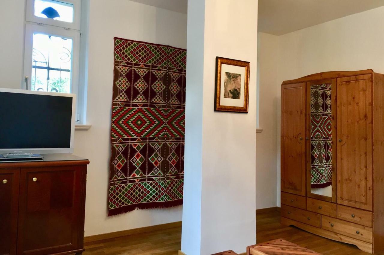Appartment Villa Am Bretschneiderpark Лайпциг Екстериор снимка
