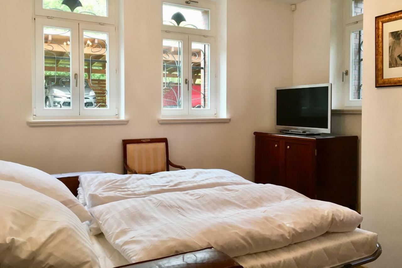 Appartment Villa Am Bretschneiderpark Лайпциг Екстериор снимка