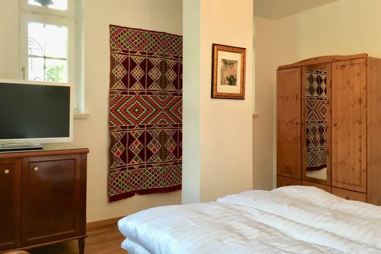 Appartment Villa Am Bretschneiderpark Лайпциг Екстериор снимка